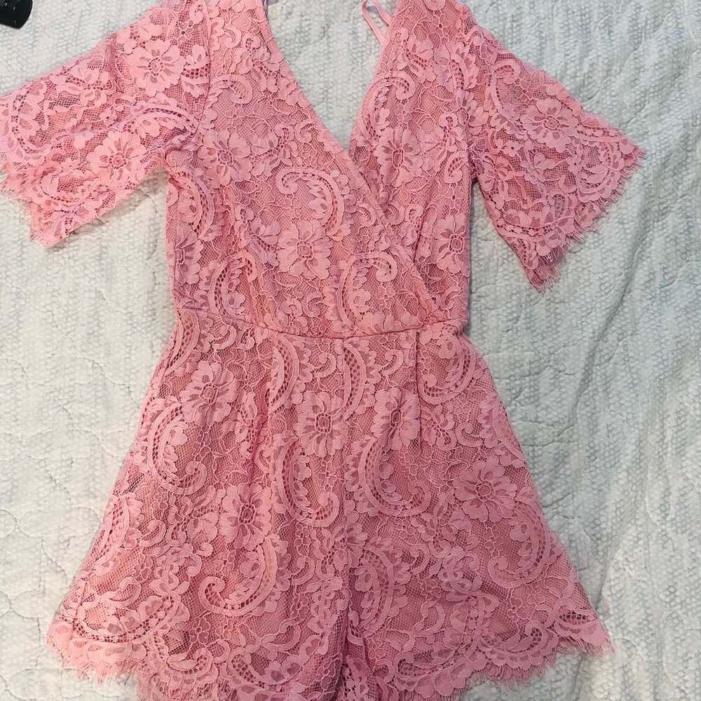 Francesca's Collections Pink Lace Backless Dress